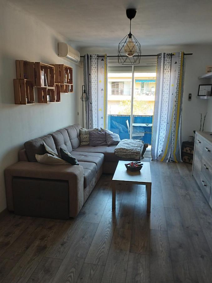 Charmant Appartement 3 Pieces Манделю-ла-Напул Екстериор снимка